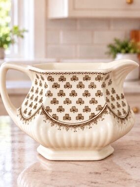 Adams Real English Ironstone Shamrock Clover Creamer Jug Sharon Pattern England
